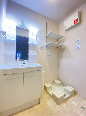 パブロハニーAの独立洗面台