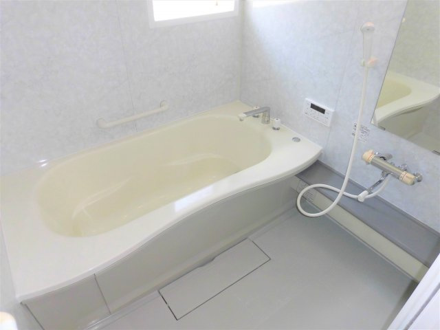 ハピネス花水木Bの浴室