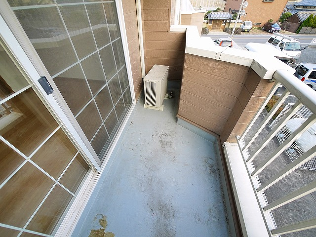 シェルマンのバルコニー|開放的で明るい空間を演出してくれるバルコニーです