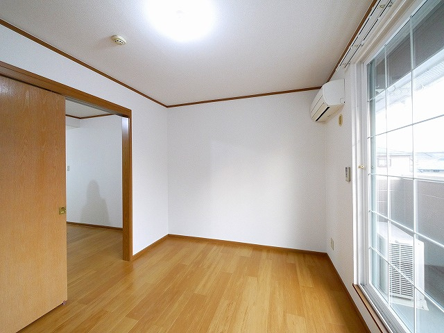 シェルマンの洋室|使い勝手のいい洋室です