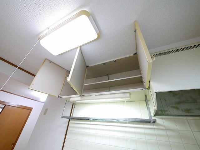 シェルマンの収納|たっぷりとした収納スペースです