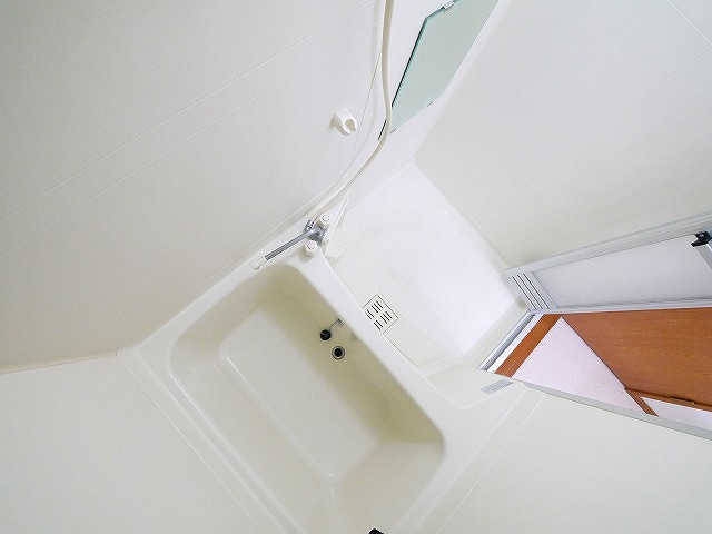 シェルマンの浴室|落ち着いた空間のお風呂です