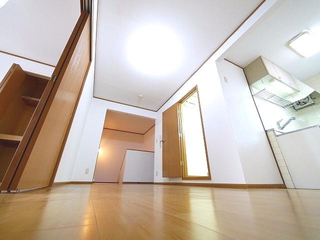 シェルマンの居間・リビング|おしゃれな居間です