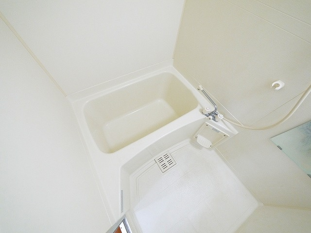 シェルマンの浴室|コンパクトで使いやすいお風呂です