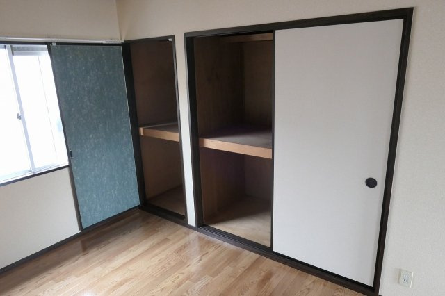 タウニィ田寺の収納