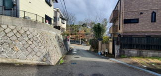 【前面道路含む現地写真】