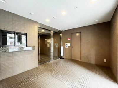 【エントランス】 | メインステージ早稲田