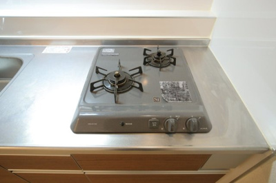 【キッチン】 | スターハイツ芦花公園 | システムキッチン（2口ガスコンロ）