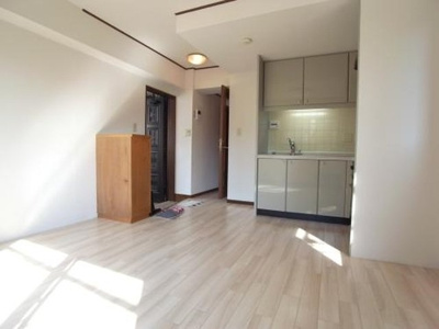 【居間・リビング】 | フロンティアハイツ