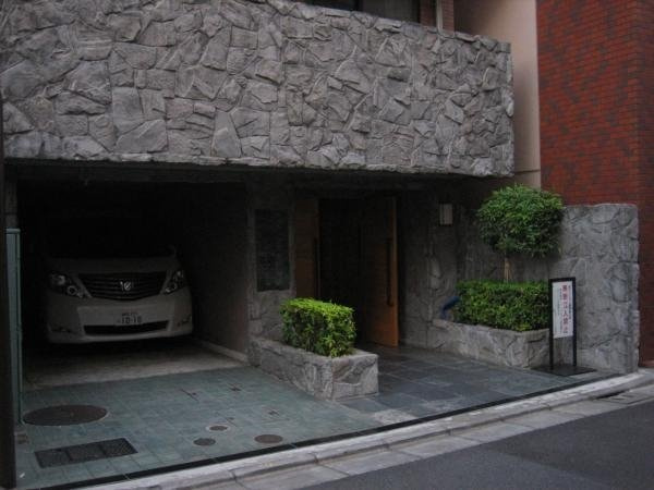 【エントランス】 | ﾄｰｼﾝﾌｪﾆｯｸｽ中野新橋ﾊﾟｲﾝｱｲﾙ