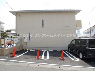 【駐車場】