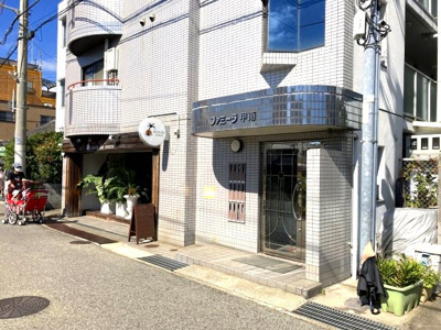 【エントランス】 | ファミーラ甲南　