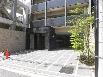 G-CREST京都四条烏丸（ジークレスト京都四条烏丸）のエントランス