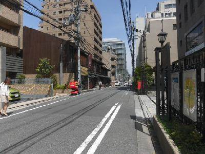 G-CREST京都四条烏丸（ジークレスト京都四条烏丸）の周辺|前面道路