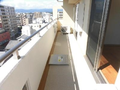 SIL・ELA御所南（シルエラ御所南）のバルコニー|西向きバルコニー