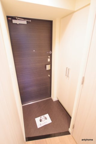 プレサンス天神橋スカイル　仲介手数料無料の玄関