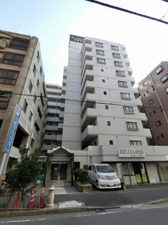 【外観】 | ブルーライン「吉野町」駅徒歩３分、京急本線「黄金町」駅徒歩７分の２路線３駅利用可。平成３年９月築の新耐震基準マンション。ペットも飼育可。