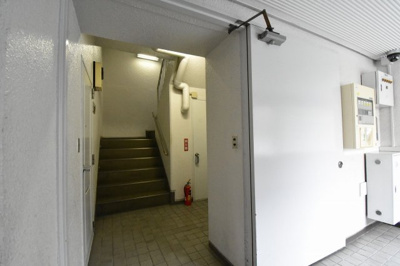 【その他共用部分】 | エクレール大倉山 | 共用部分階段