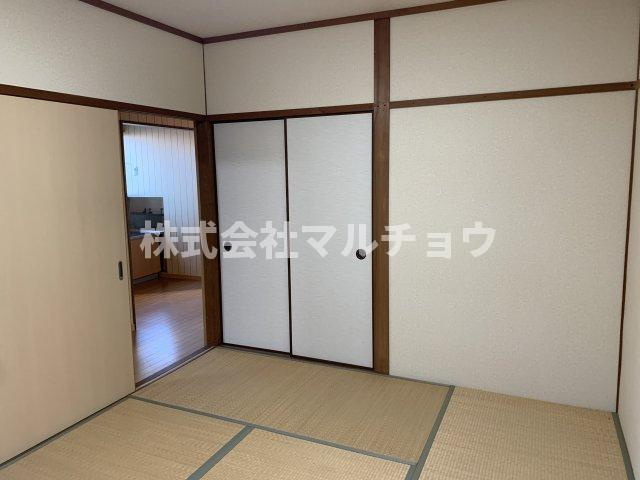 旭ハイツの和室|柔らかい畳が心地よい和室