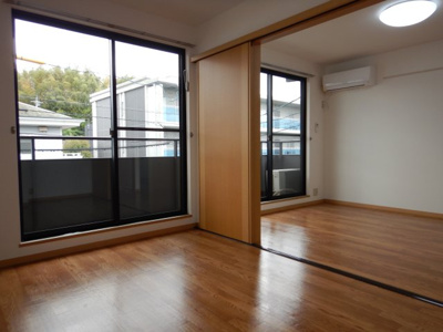 【居間・リビング】 | ビバリースクエアＢ