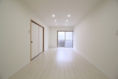 【居間・リビング】 | 北野添　貸家