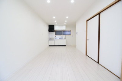 【居間・リビング】 | 北野添　貸家