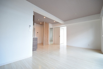 【居間・リビング】