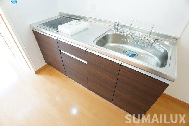 熊本市中央区新大江１丁目のアパートのキッチン