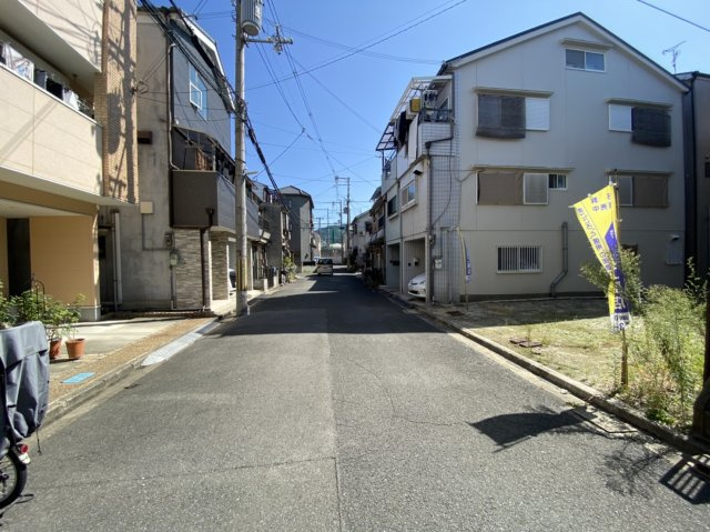 四條畷市雁屋北町　売り土地の前面道路含む現地写真|■近くには、たくさん公園がありますよ♪♪