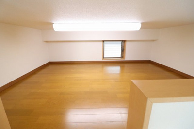 【寝室】 | オーナメント西町 | ロフト