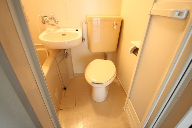 Ｐａｌａｉｓ　ルミエール( 近畿大学 一人暮らし )のトイレ