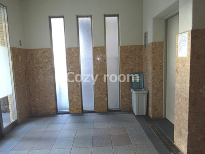 【ロビー】 | リュミエール江坂 | ゆとりのあるロビーです