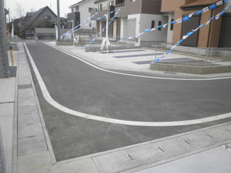 【前面道路含む現地写真】 | 前面道路含む現地写真です