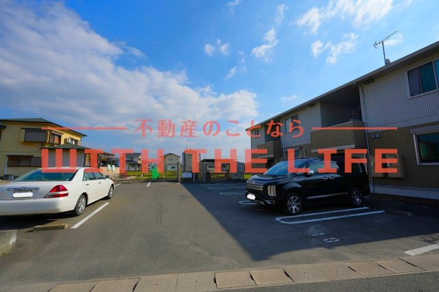 ラポールハピネス【キャッシュバック対象物件】の駐車場|駐車場完備です