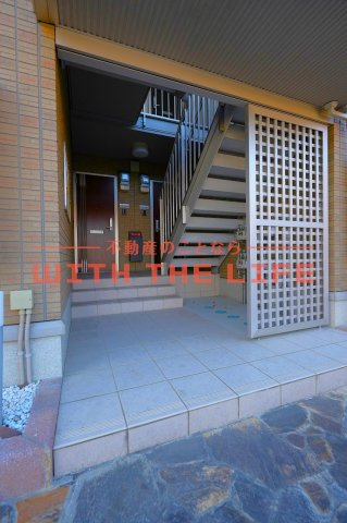 ラポールハピネス【キャッシュバック対象物件】のエントランス|毎日通るエントランスはこのようになっています