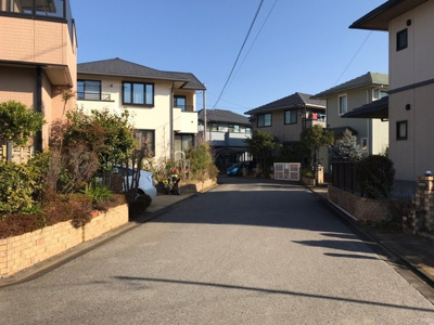 【前面道路含む現地写真】 | 守谷市美園　中古一戸建　日当たり景観　積水ハウス施工
