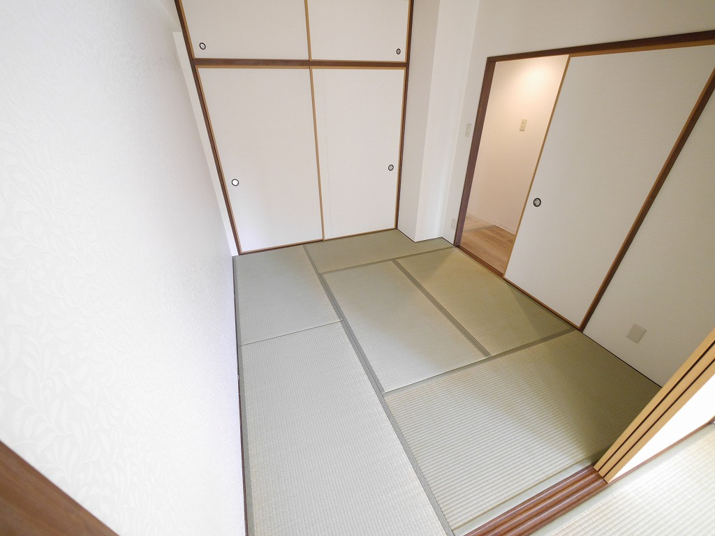 シャロン鷹取東の和室