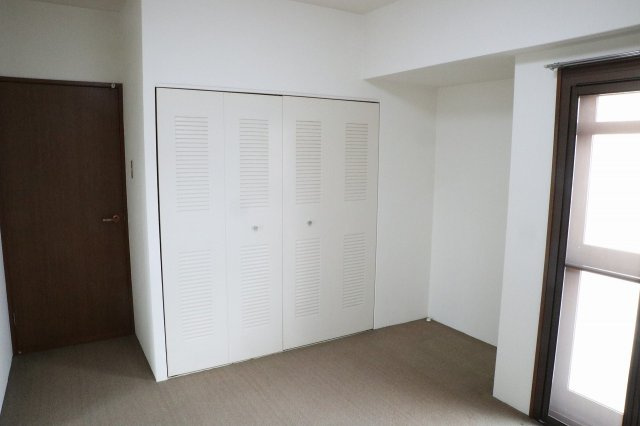 シティハイツメープルの洋室