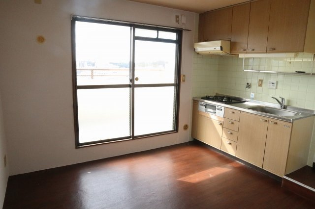 シティハイツメープルの居間・リビング