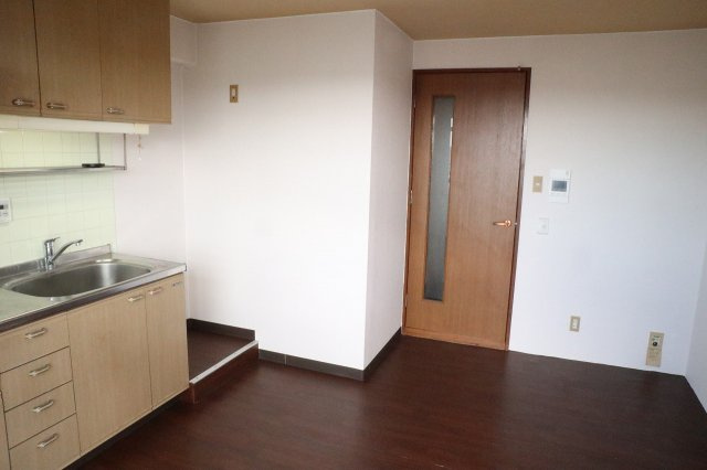 シティハイツメープルの居間・リビング