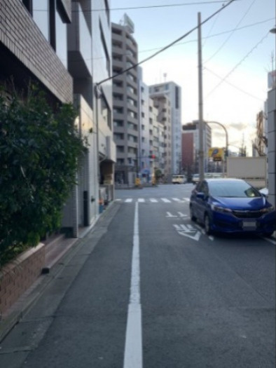 秋田ビルの周辺