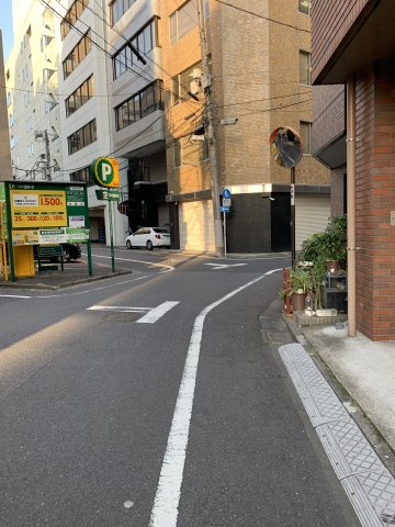 秋田ビルの周辺