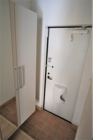 ヴィラ　エンジェル　Ｂの玄関