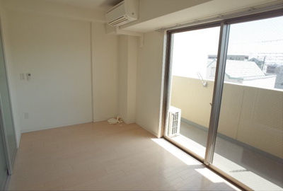 【居間・リビング】 | メゾンドバレー