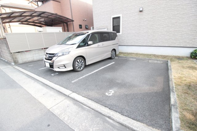 【駐車場】 | ルナグランデ
