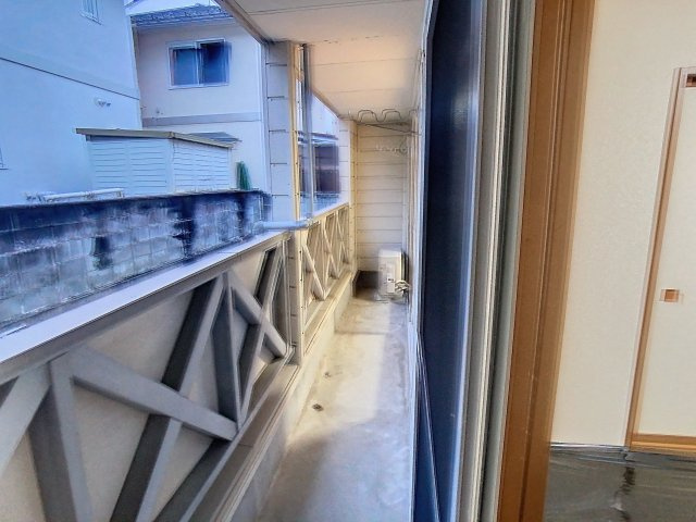 ハイネスイーストⅡのバルコニー