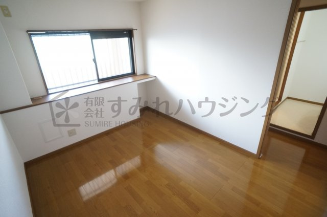 グリーンコート西田の寝室