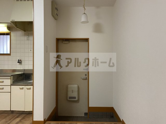 ハイツ四季の玄関|ハイツ四季（柏原市大県　堅下駅）　玄関