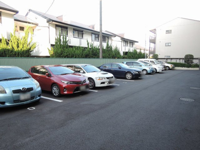 【駐車場】 | セルコヴァハイツ綱島 | 平置き駐車場