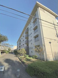 【外観】 | 水回り・全室に窓が有り換気良好です
収納豊富のためお部屋を広く使えます♪